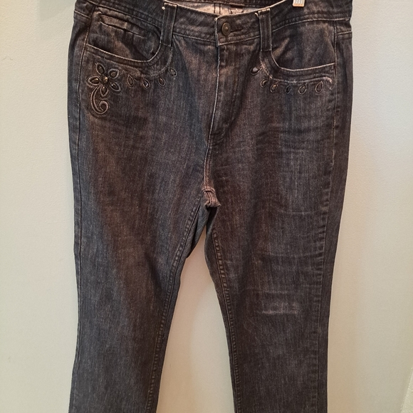 Jeans - Picture 3 of 3